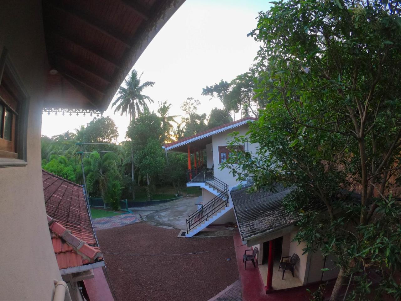 Villa Girilena Hikkaduwa Exterior foto