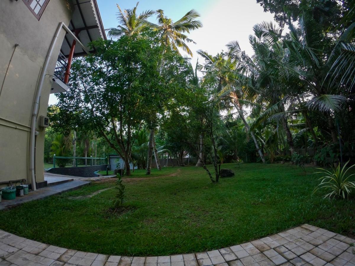 Villa Girilena Hikkaduwa Exterior foto
